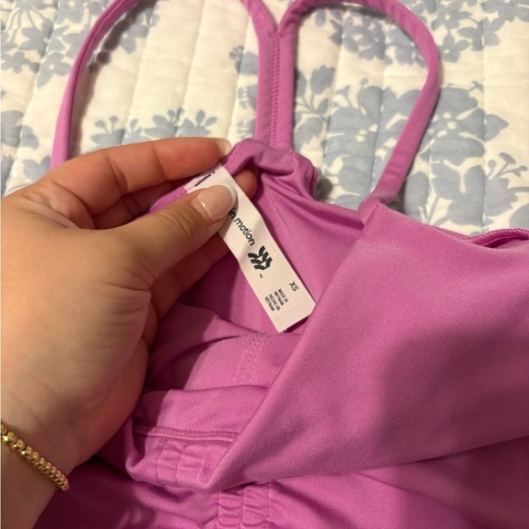 All in Motion Tank - Picture 2 of 2